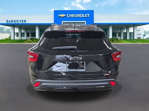 New 2026 Chevrolet Trax RS w/ Sunroof Package image 7