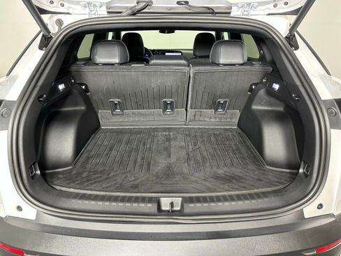 Used 2024 Chevrolet Blazer EV LT image 27