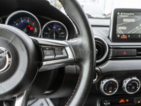 Used 2017 MAZDA MX-5 Miata RF Grand Touring image 19