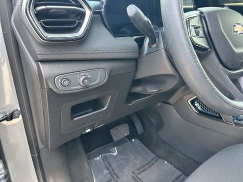 Used 2025 Chevrolet TrailBlazer LT image 11