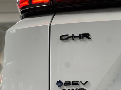 New 2026 Toyota C-HR AWD/4WD image 7
