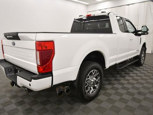 Used 2022 Ford F350 Lariat image 8