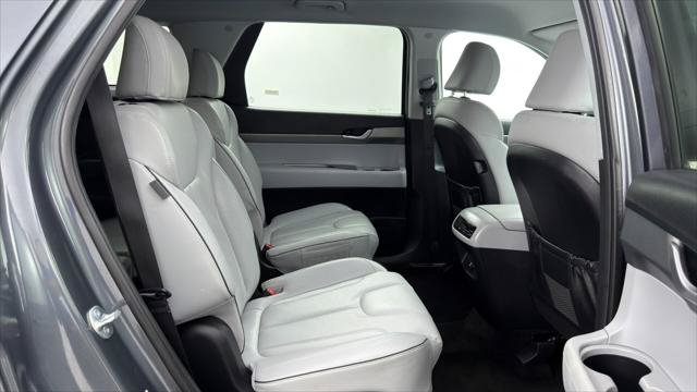 Used 2025 Hyundai Palisade SEL FWD image 21