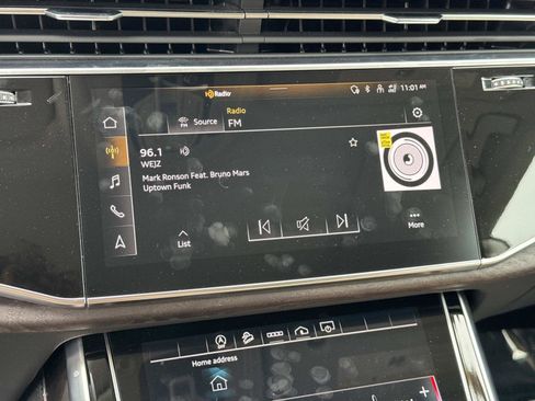 Used 2023 Audi Q8 Premium Plus image 26