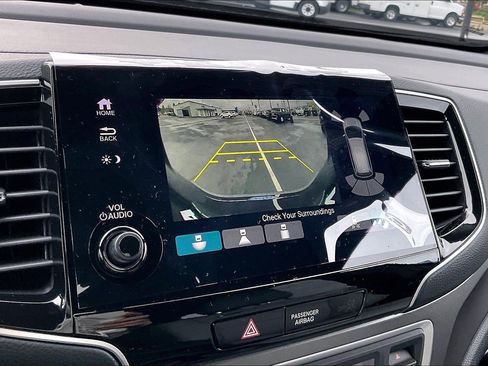 Used 2025 Honda Passport EX-L image 21