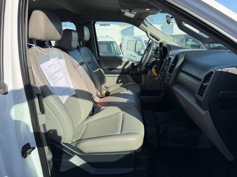 Used 2020 Ford F250 XL w/ STX Appearance Package RWD image 24