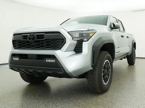 New 2026 Toyota Tacoma TRD Off-Road AWD/4WD image 32