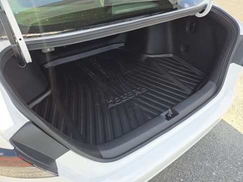 New 2025 Honda Accord SE image 21