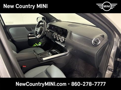 Used 2025 Mercedes-Benz GLA 35 AMG 4MATIC image 22