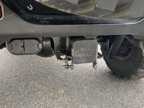 Used 2018 Jeep Wrangler Unlimited Rubicon AWD/4WD image 10