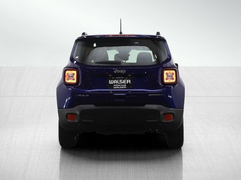 Used 2018 Jeep Renegade Sport w/ Power & Air Group image 4