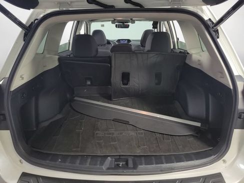 Used 2019 Subaru Forester Premium AWD/4WD image 29