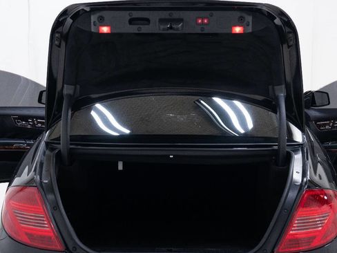 Used 2013 Mercedes-Benz CL 550 4MATIC w/ Sport Pkg image 75