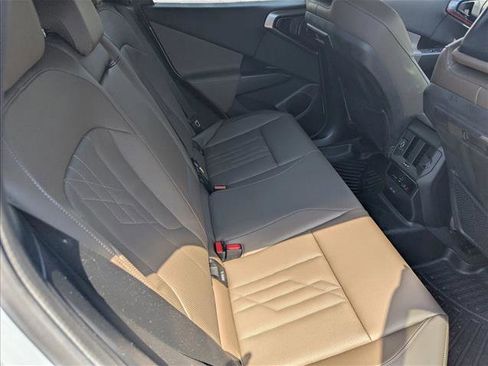 Certified 2025 BMW X3 xDrive30i w/ Premium Package image 17