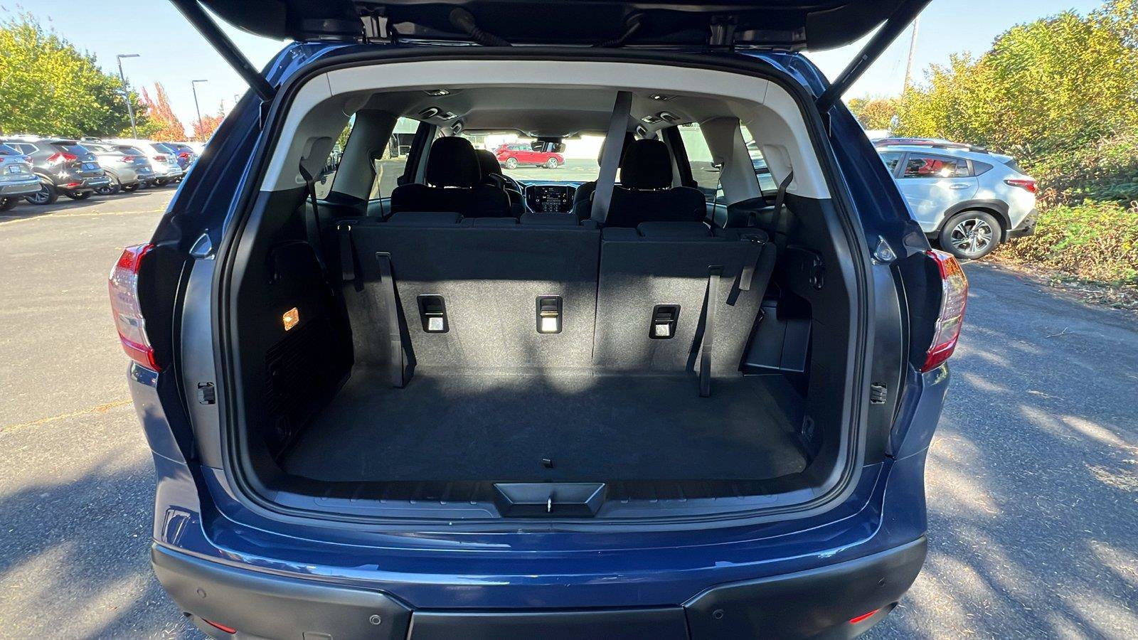 Used 2024 Subaru Ascent Premium w/ Convenience Package AWD/4WD image 29