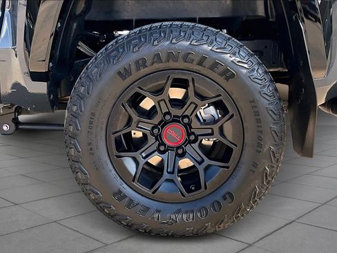 Used 2025 Toyota Tacoma TRD Pro w/ Tow Tech Package image 11