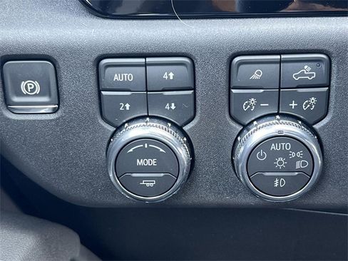 New 2026 GMC Sierra 1500 SLT w/ SLT Premium Plus Package image 23