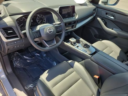 Used 2026 Nissan Rogue SV w/ SV Premium Package FWD image 20