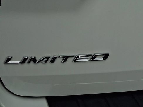 Certified 2023 Ford Explorer Limited AWD/4WD image 35
