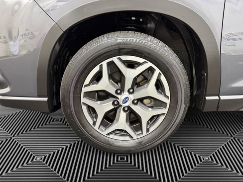 Certified 2023 Subaru Forester Premium image 14