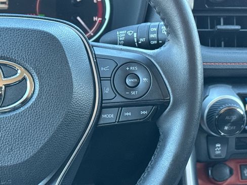 Used 2024 Toyota RAV4 Adventure image 24