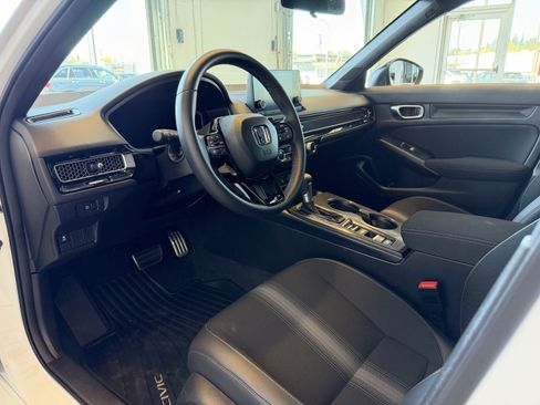 Used 2025 Honda Civic Sport image 7