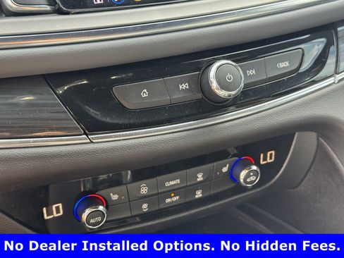 Used 2023 Buick Enclave Essence w/ Sport Touring Edition FWD image 18