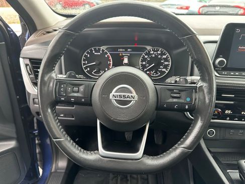 Used 2021 Nissan Rogue SV w/ Premium Package AWD/4WD image 31