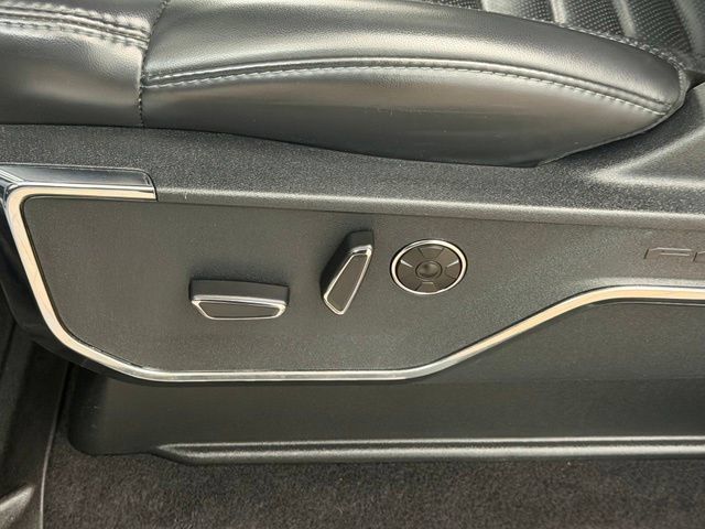 Used 2025 Ford F150 Platinum w/ Equipment Group 702A High AWD/4WD image 17