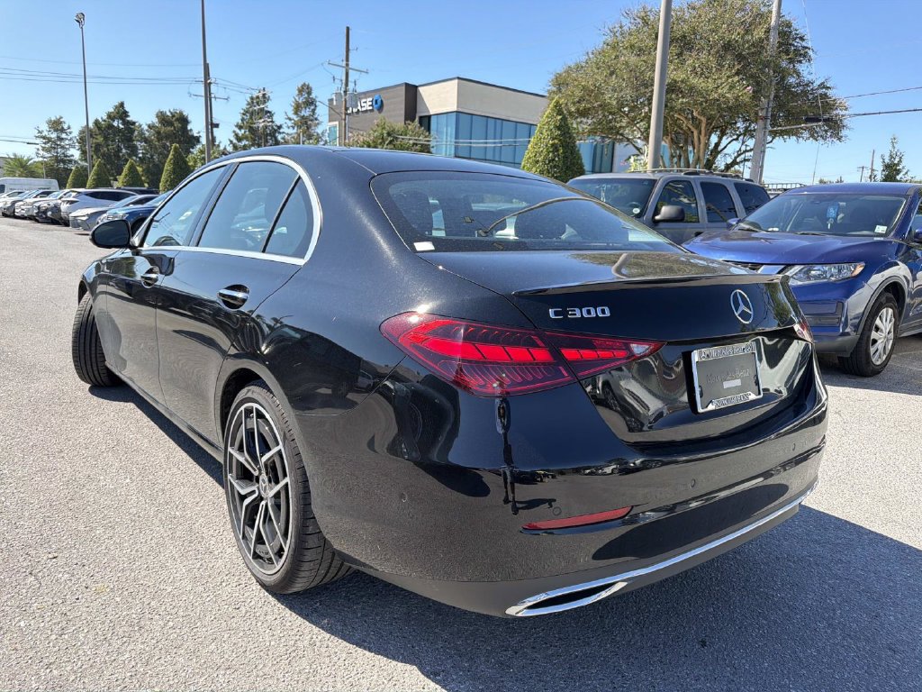 Used 2026 Mercedes-Benz C 300 Sedan image 5