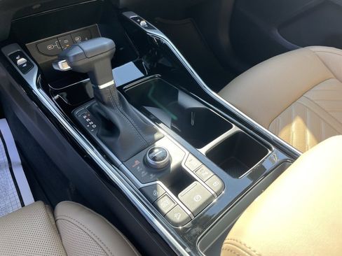 New 2026 Kia Sorento SX Prestige w/ Olive Brown Leather Package image 18