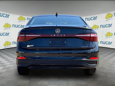Used 2025 Volkswagen Jetta S image 5