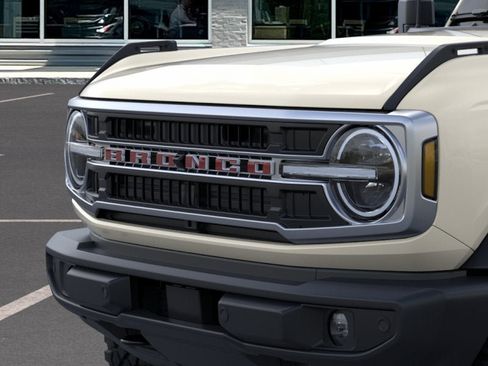 New 2026 Ford Bronco Outer Banks AWD/4WD image 19