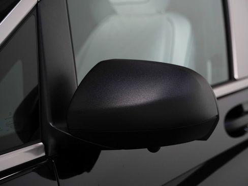 Used 2021 Mercedes-Benz Metris Passenger image 14