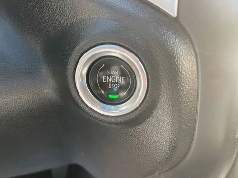 Used 2020 Chevrolet Silverado 1500 RST image 25