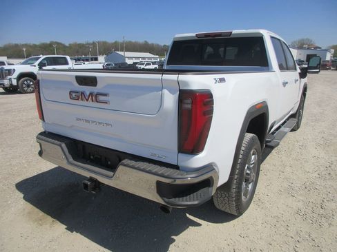 New 2026 GMC Sierra 2500 SLT w/ SLT Premium Package AWD/4WD image 5