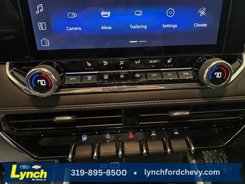 Used 2024 Chevrolet Colorado LT w/ LT Convenience Package III AWD/4WD image 13