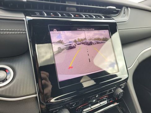 New 2025 Jeep Grand Cherokee L Altitude image 34