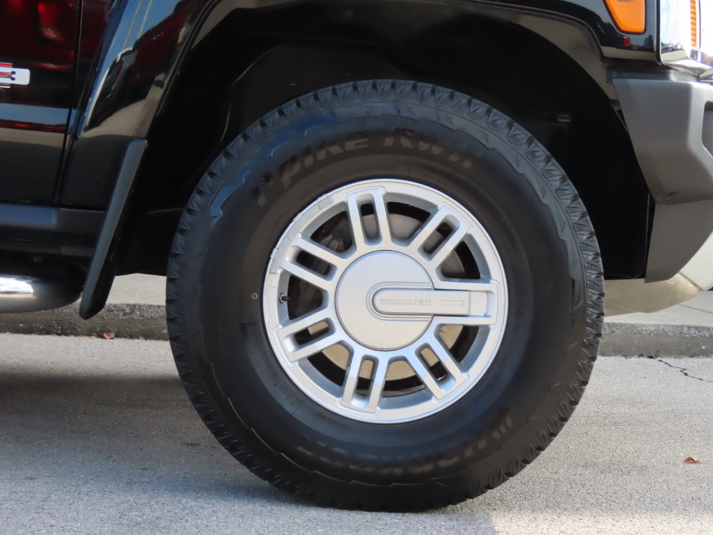 Used 2008 HUMMER H3 AWD/4WD image 15