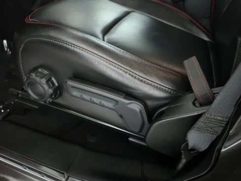 Used 2021 Jeep Wrangler Unlimited Rubicon image 9