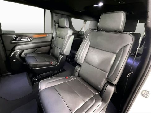 Certified 2026 GMC Yukon XL Denali w/ Sun & Power Step Package RWD image 18