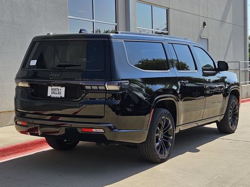 New 2026 Jeep Grand Wagoneer L Summit AWD/4WD image 3