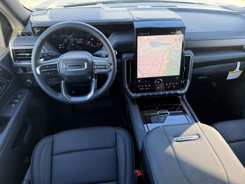 New 2026 GMC Yukon XL Denali w/ Sun & Power Step Package image 17