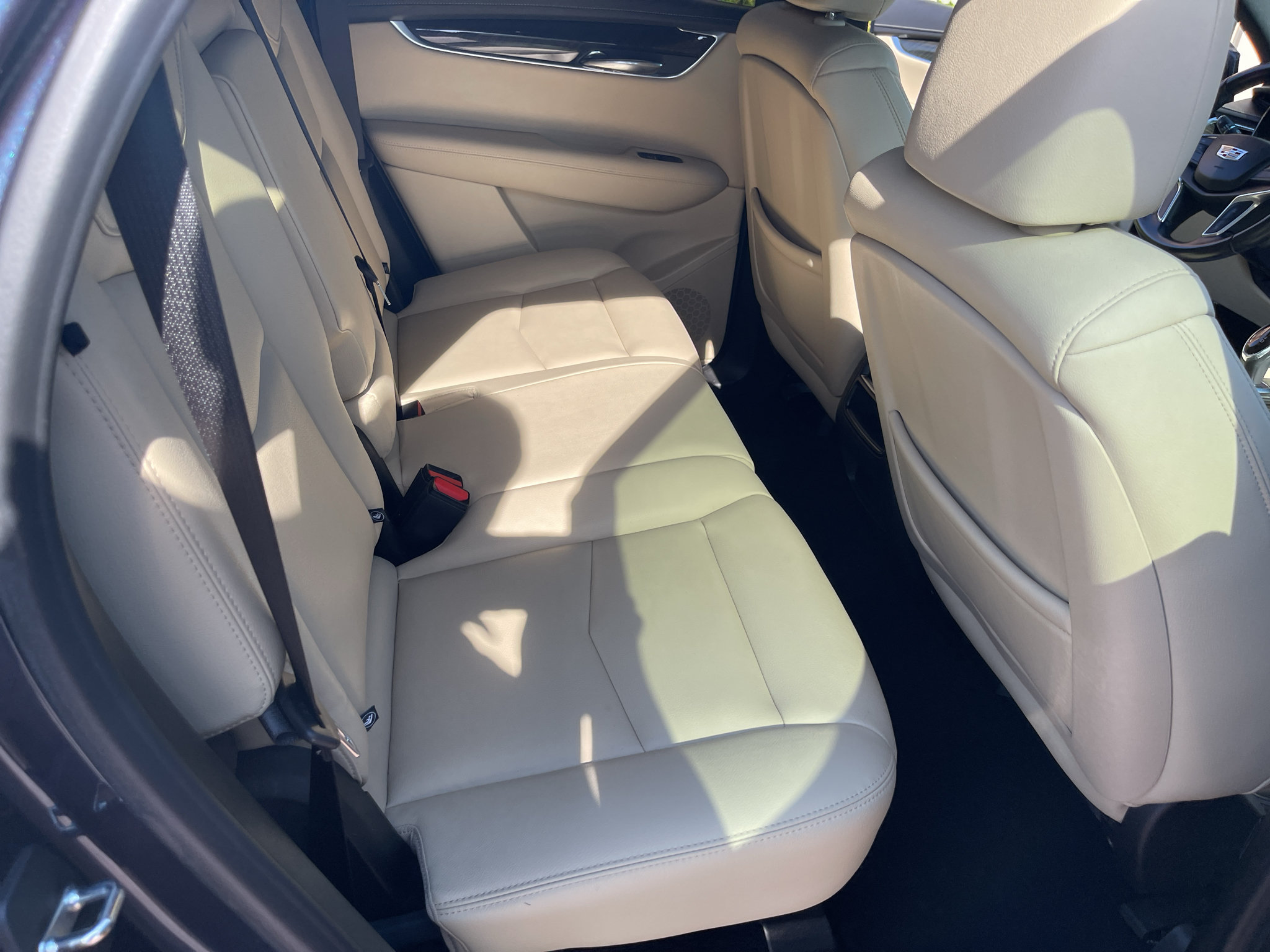 Used 2018 Cadillac XT5 AWD image 29