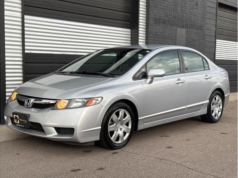 Used 2010 Honda Civic LX image 6