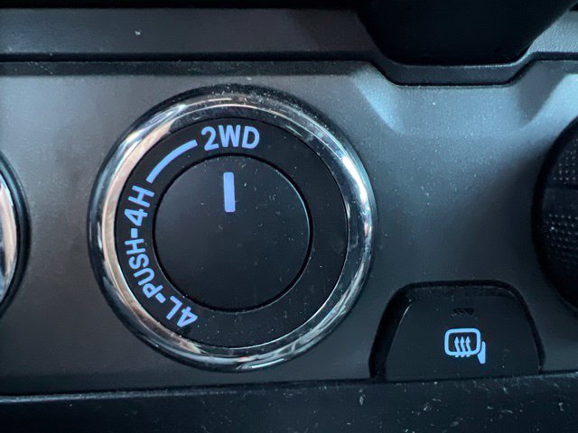 Used 2016 Toyota Tacoma TRD Off-Road w/ Premium & Technology Package AWD/4WD image 18