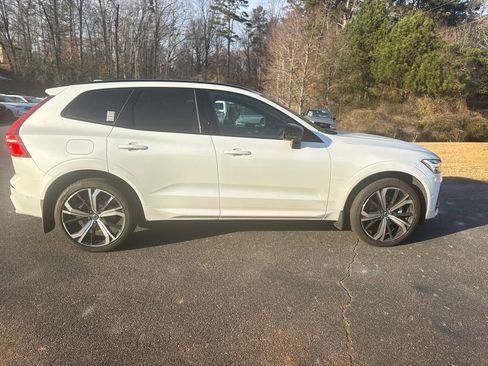 Certified 2023 Volvo XC60 B5 Ultimate w/ Protection Package Premier image 7