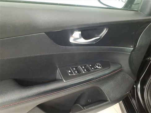 Used 2023 Kia Forte GT image 10