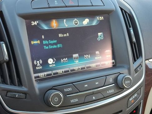 Used 2016 Buick Regal AWD image 20