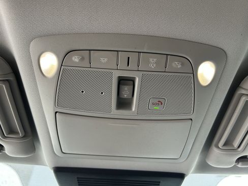 Used 2021 Nissan Armada SL w/ Captain's Chairs Package image 36